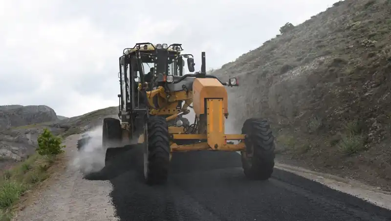 Gümüşhane Kalelerine Yeni Yol Açılıyor: Tarih ve Doğa Buluşacak