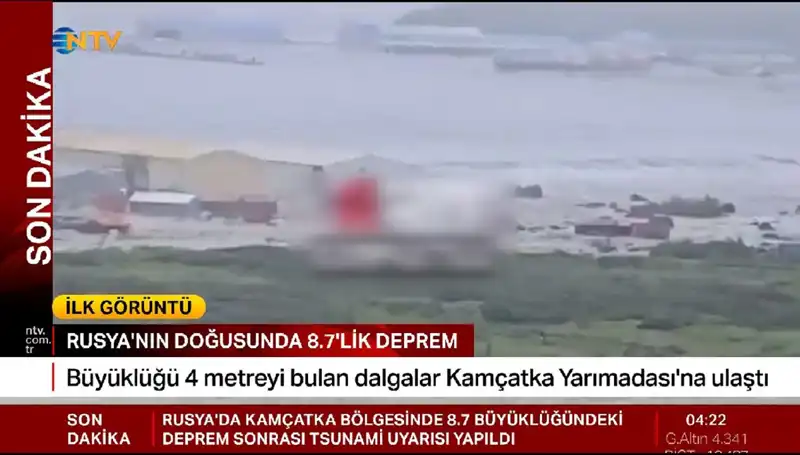 Kamçatka Kıyılarında İlk Tsunami Dalgaları: Doğa Yine Nefes Kestirdi