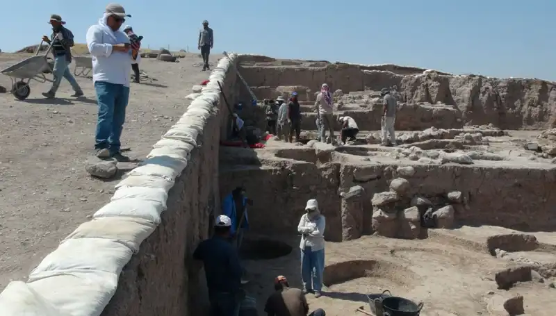 Kilis Oylum Höyük’te Kazı Çalışmaları, Sıcak Havaya Rağmen Devam Ediyor