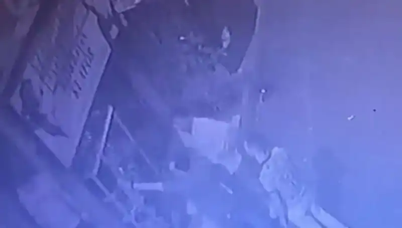 Beyoğlu'nda Yer Kavgası Cinayetle Bitti: Kanlı Gözaltı Görüntüleri