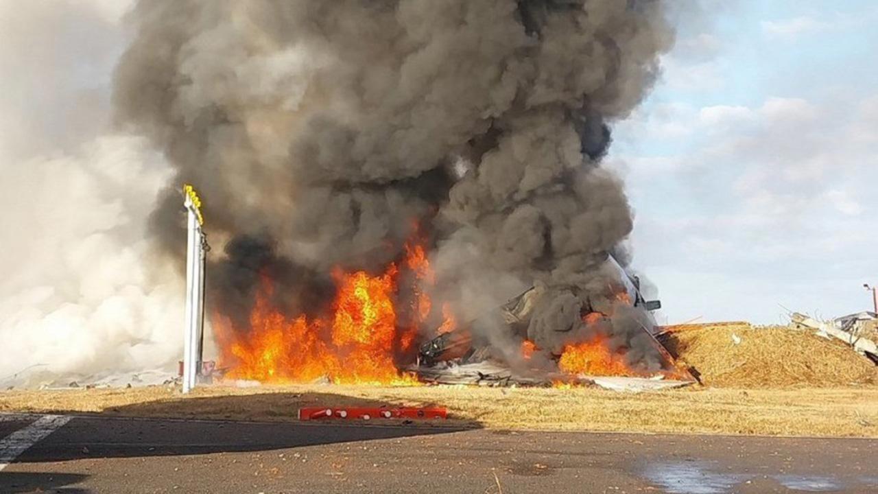 Güney Kore'de Yolcu Uçağı Kaza Yaptı, En Az 151 Ölü